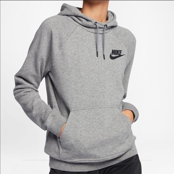 Nike women’s sportswear rally hoody medium NWOT Nike women’s sportswear rally hoody medium NWOT